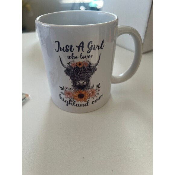 Highland cow coffee cup - Picture 3 of 3